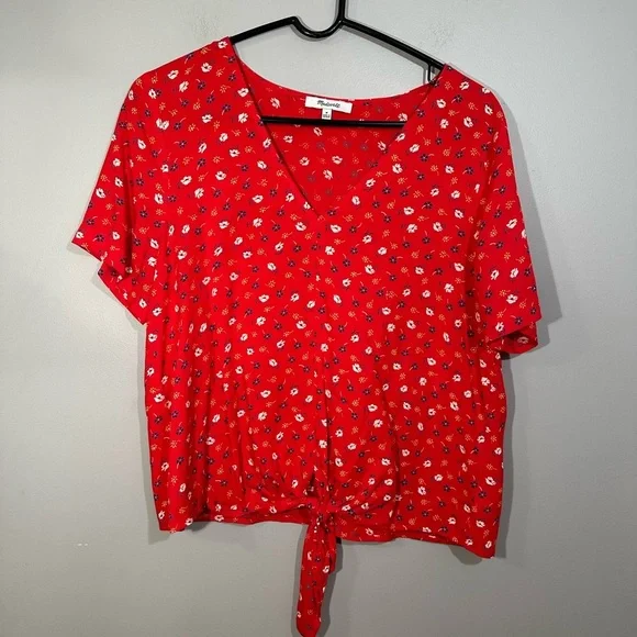 Madewell Novel Tie-Front Top in Prairie Posies Medium - Picture 2 of 8
